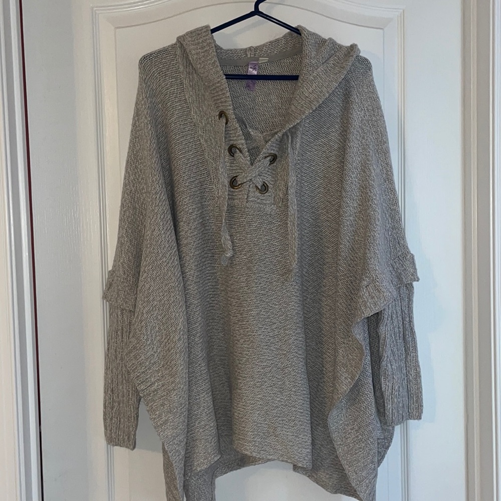 Francesca’s Poncho